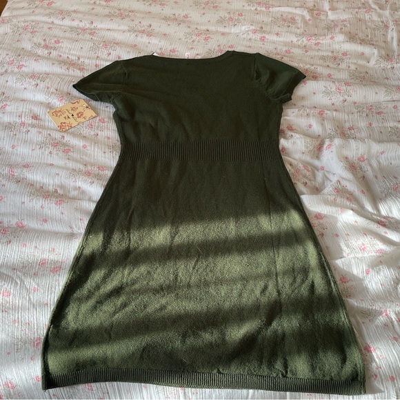 NWT DRESS - Picture 3 of 7